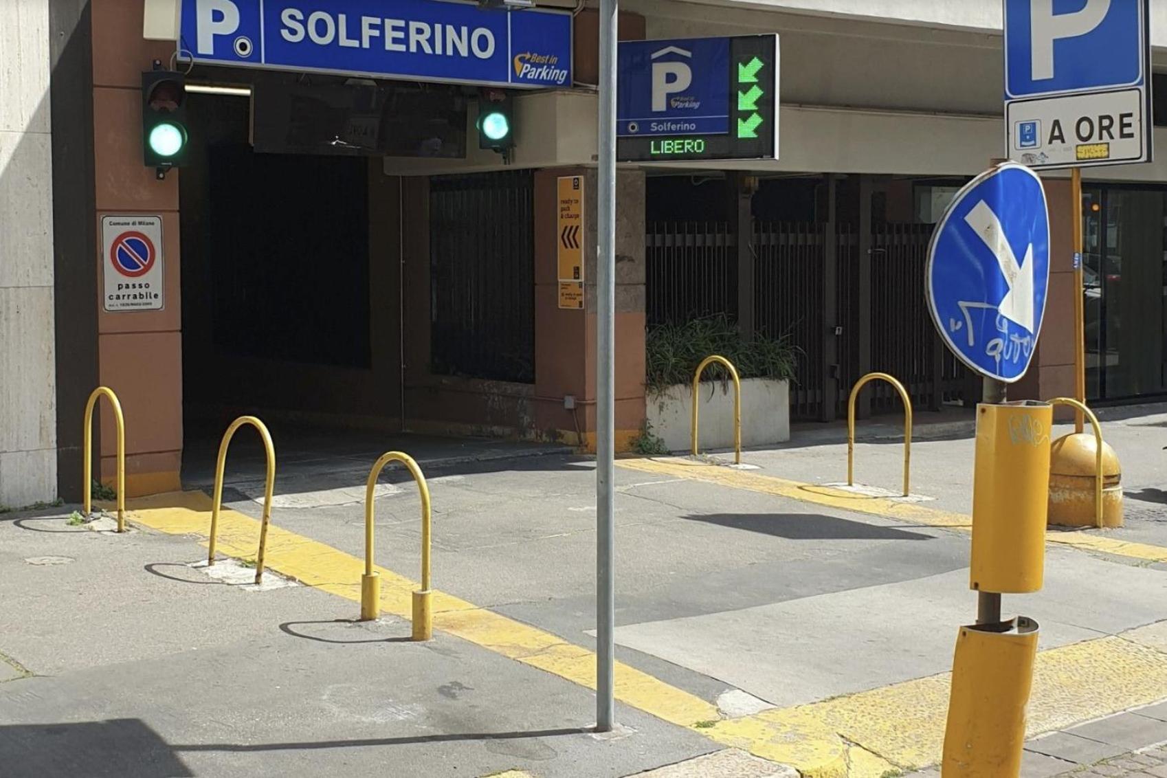 Milan Brera Art District — Photos 1